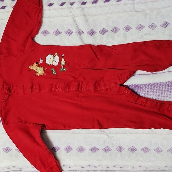 Baby's Christmas sleeper - Picture 1 of 4